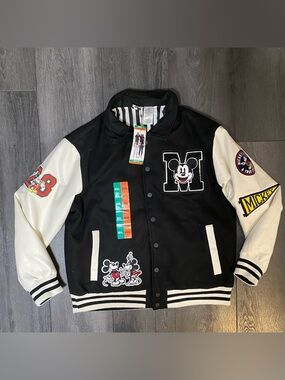 Disney Adult Unisex Mickey Mouse Black/White Varsity Jacket Women’s XXL Men’s XL